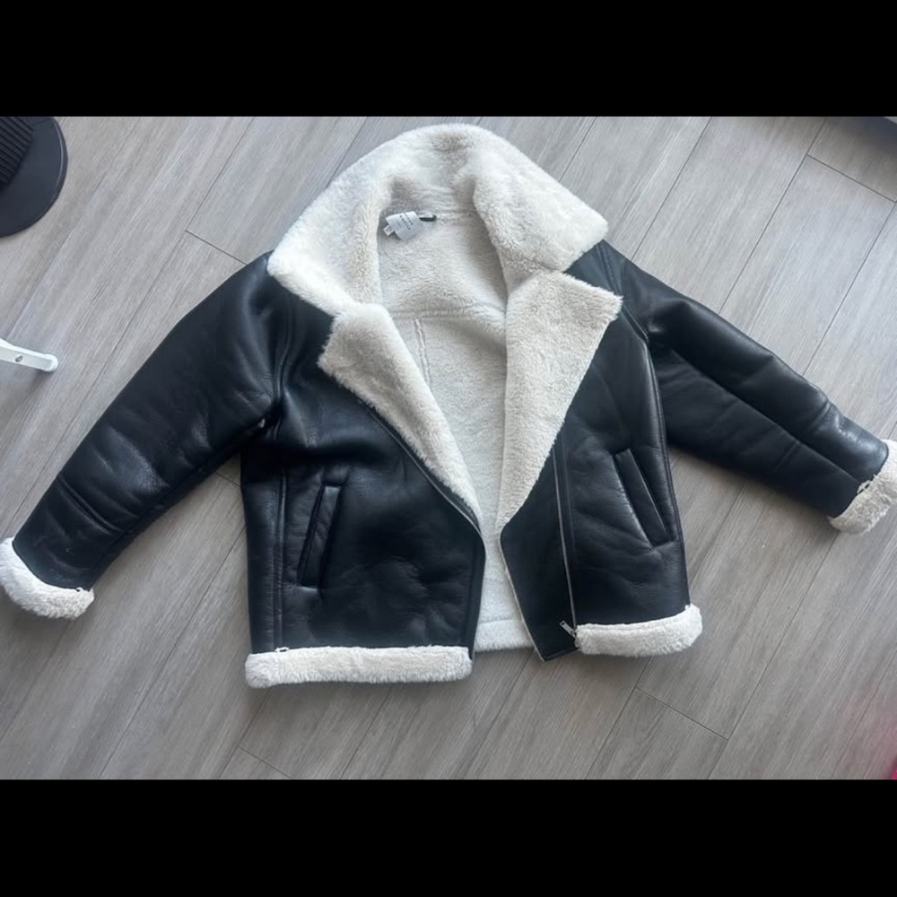 Maison d’Amelie Sherpa jacket